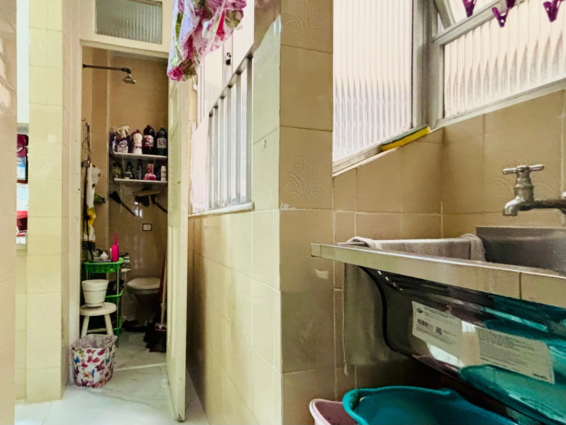Furnished 2-bedroom apartment with separate kitchen — photo 20