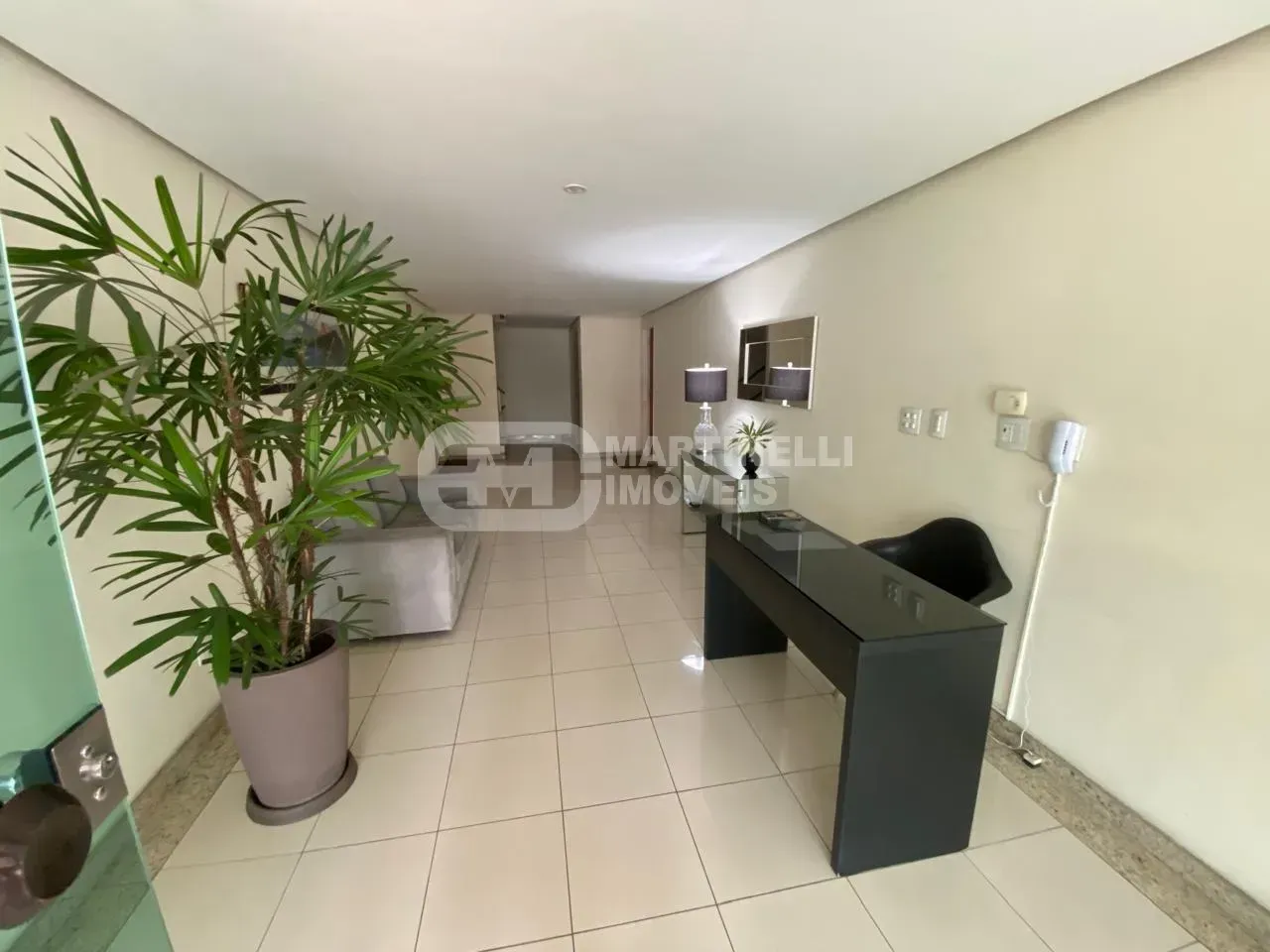 Unfurnished apartment with 3 bedrooms and 5 bathrooms — photo 18