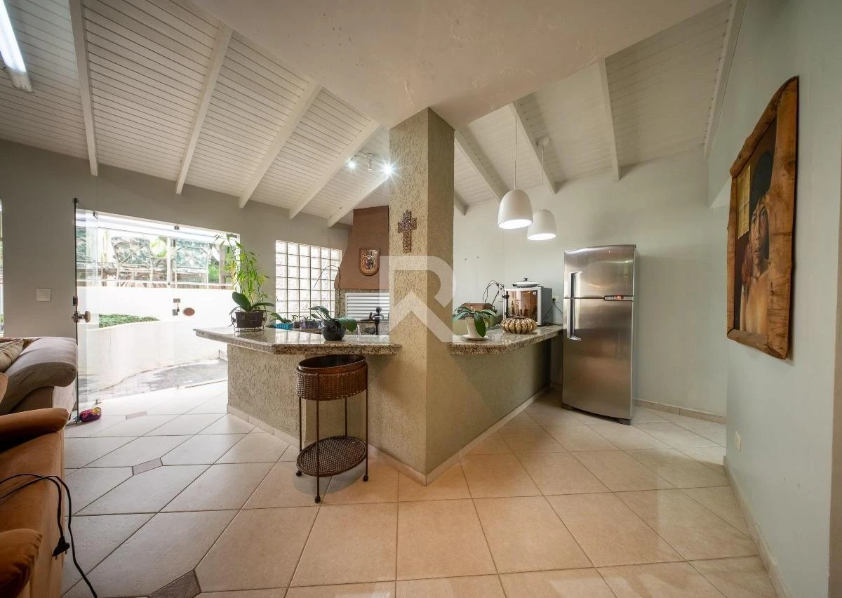 Furnished house, 247 m², with a home office — photo 11