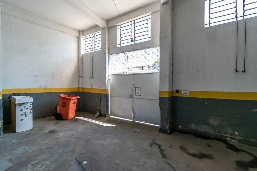 Unfurnished apartment with 2 bedrooms and 1 parking space — photo 3