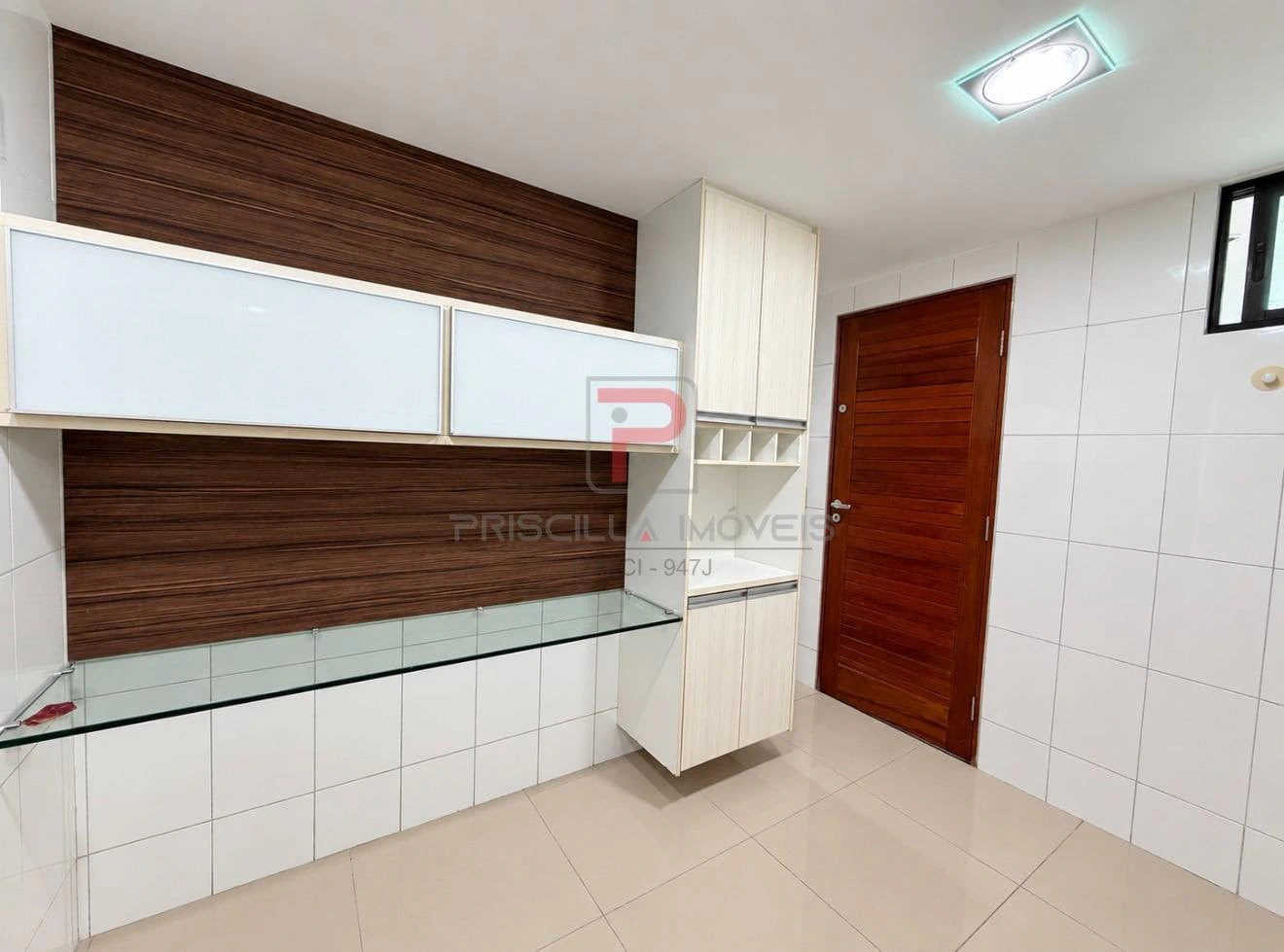 Стиральная машина и 2 спальни: квартира 70 м² — photo 26