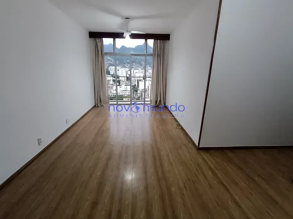 64 m² apartment with 2 bedrooms and 1 parking space — photo 7