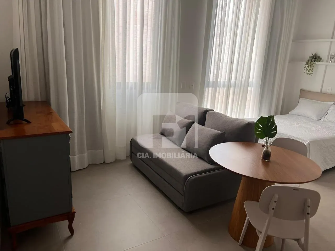 Furnished 46 m² studio with 1 parking space — photo 6