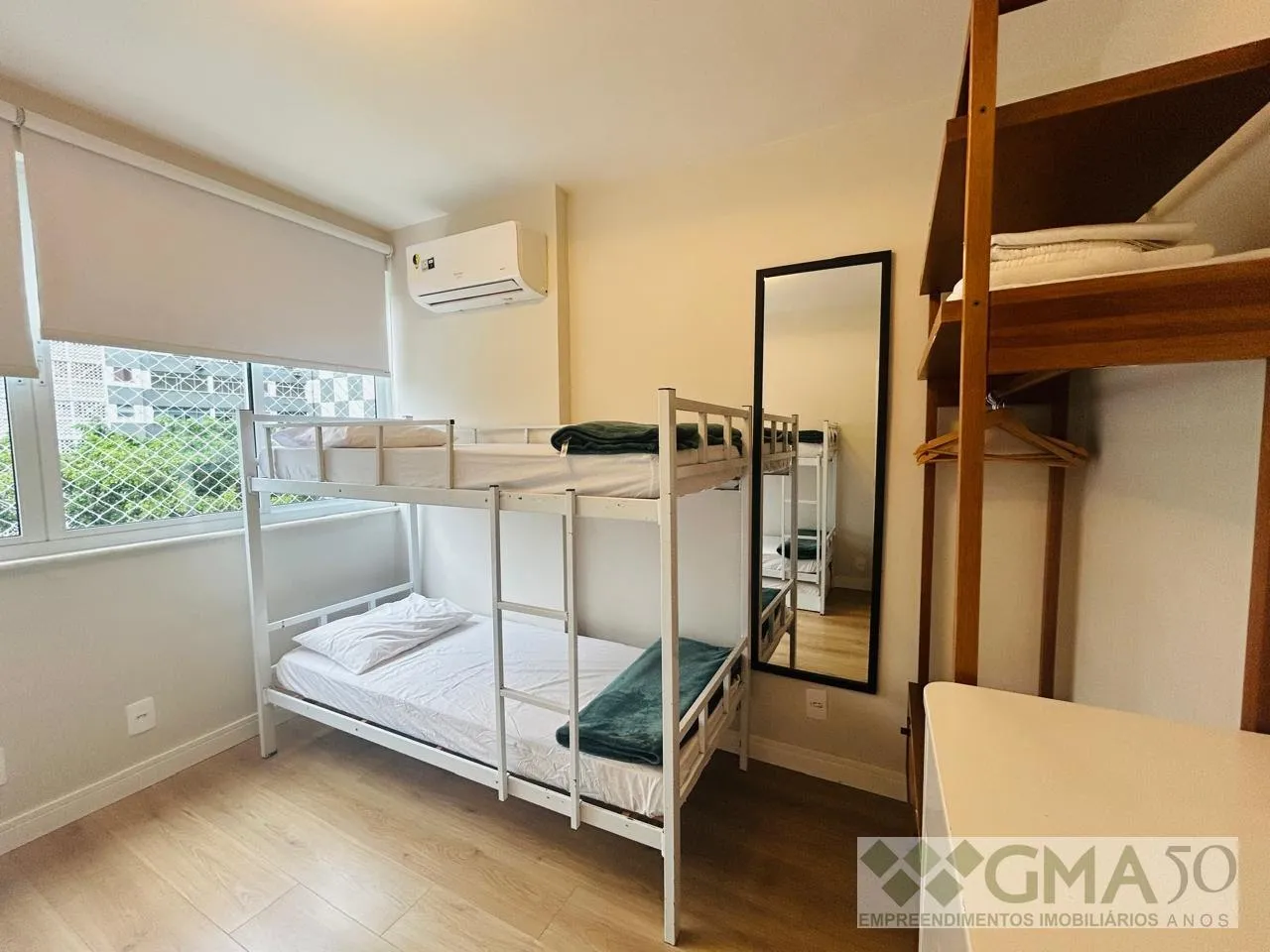 3-bedroom apartment with a washing machine — photo 34