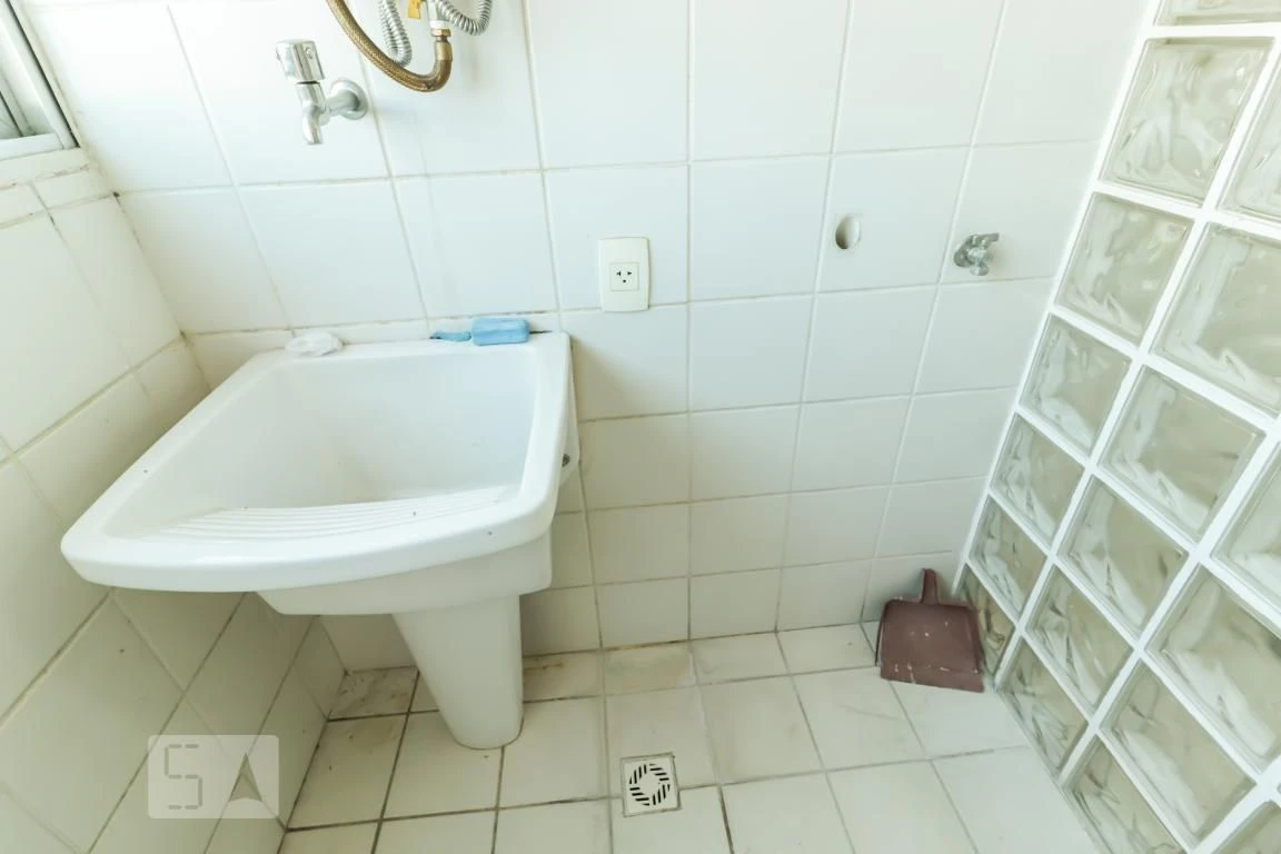 Квартира с 2 спальнями, 1 ванной и отдельной кухней — photo 37