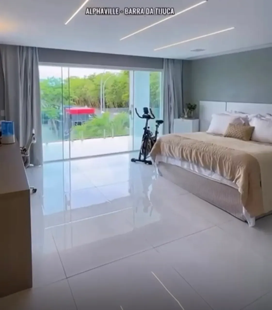Furnished house with 4 bedrooms and open-plan kitchen — photo 16