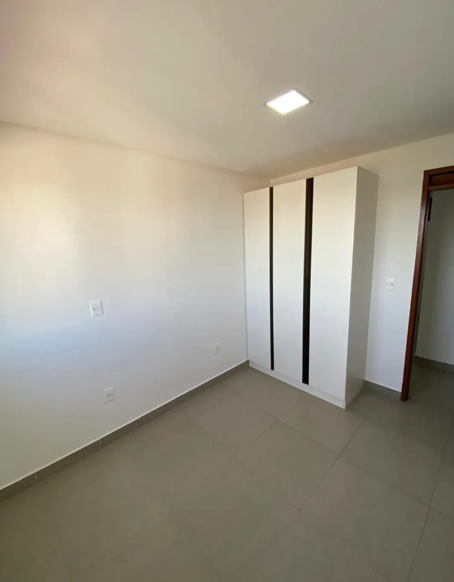 Будинок: 2 спальні, 1 з власною ванною кімнатою, 72 м² — photo 11