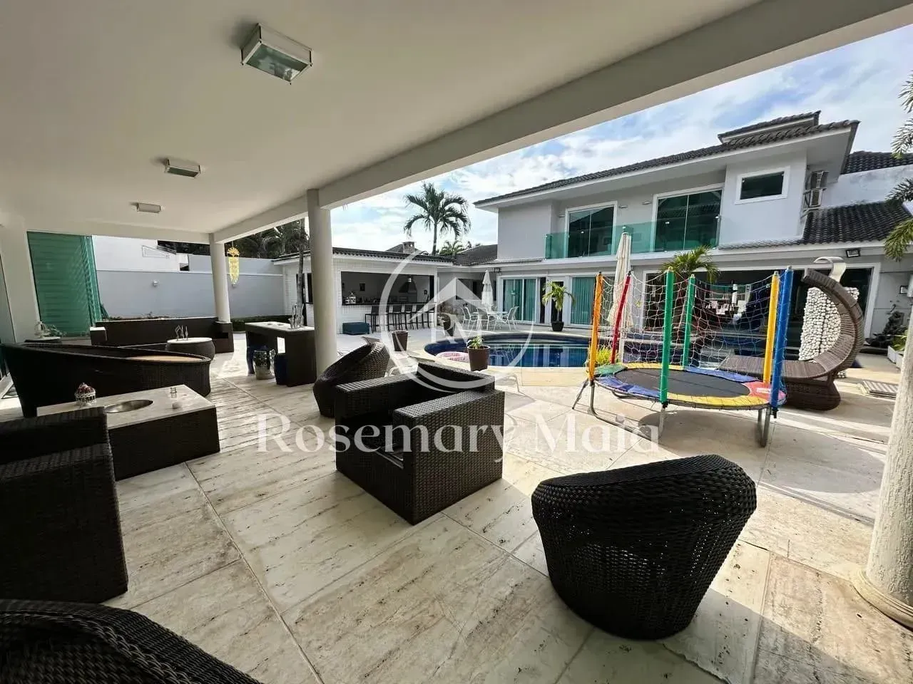 Furnished house with 5 bedrooms and a gas open kitchen — photo 5