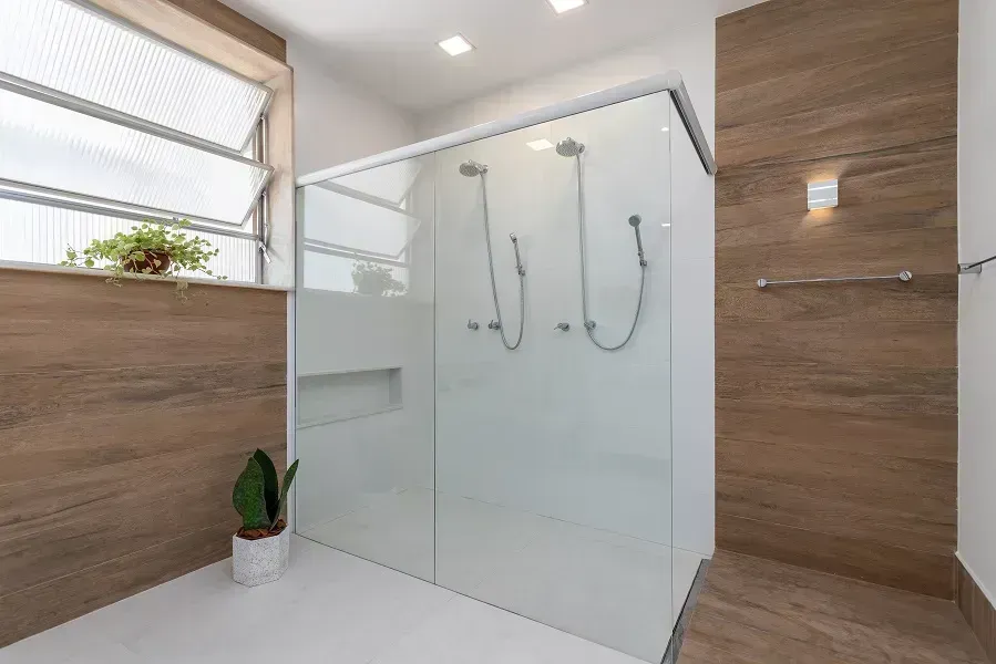 Unfurnished apartment with 3 bedrooms and 3 bathrooms — photo 27