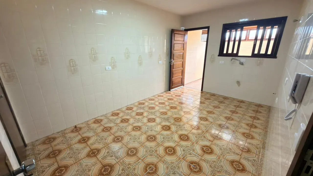 Apartment with 3 bedrooms and 2 bathrooms, no parking — photo 22