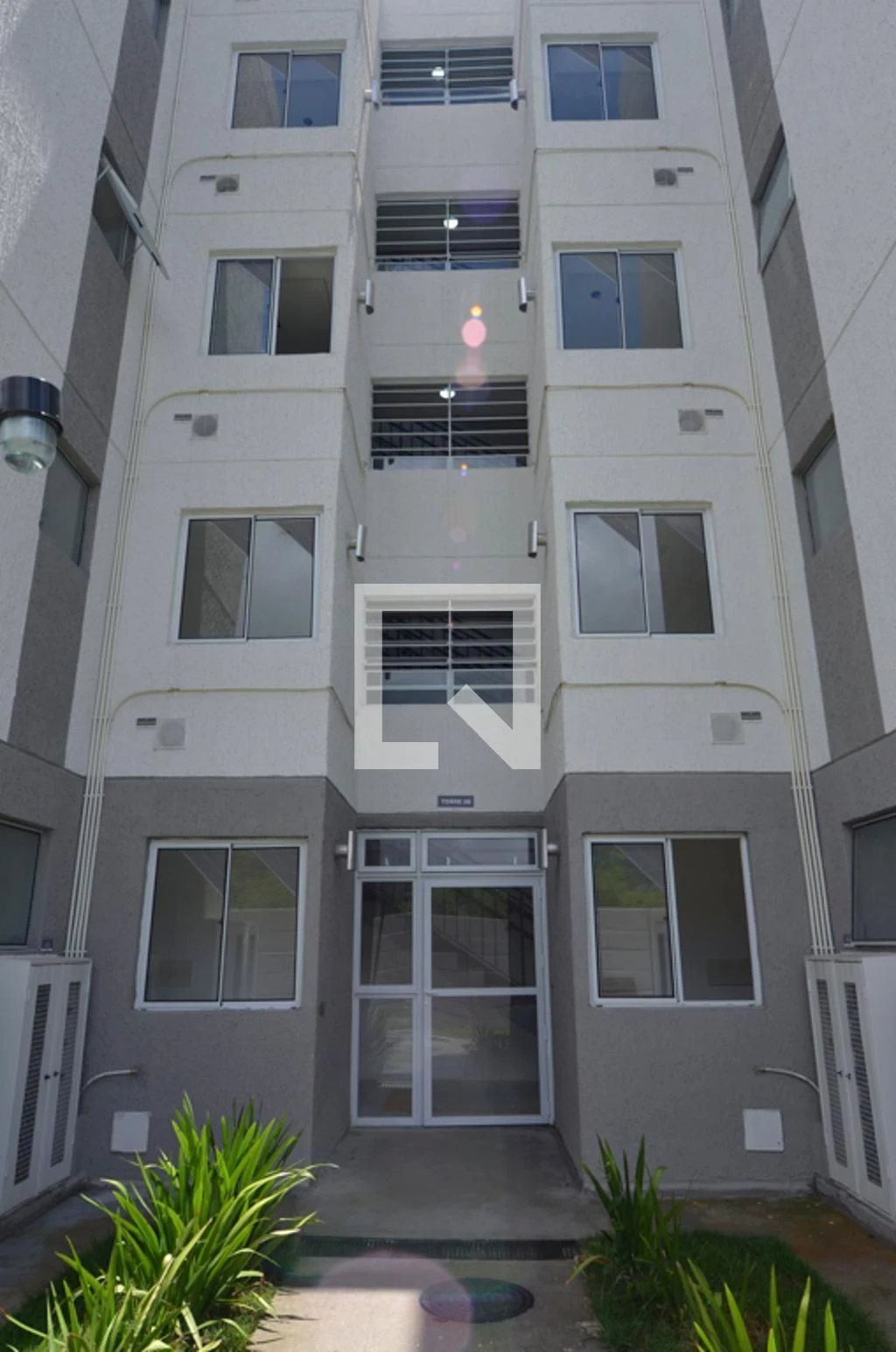 2 quartos e espaço de home office: apartamento de 43 m² — photo 2