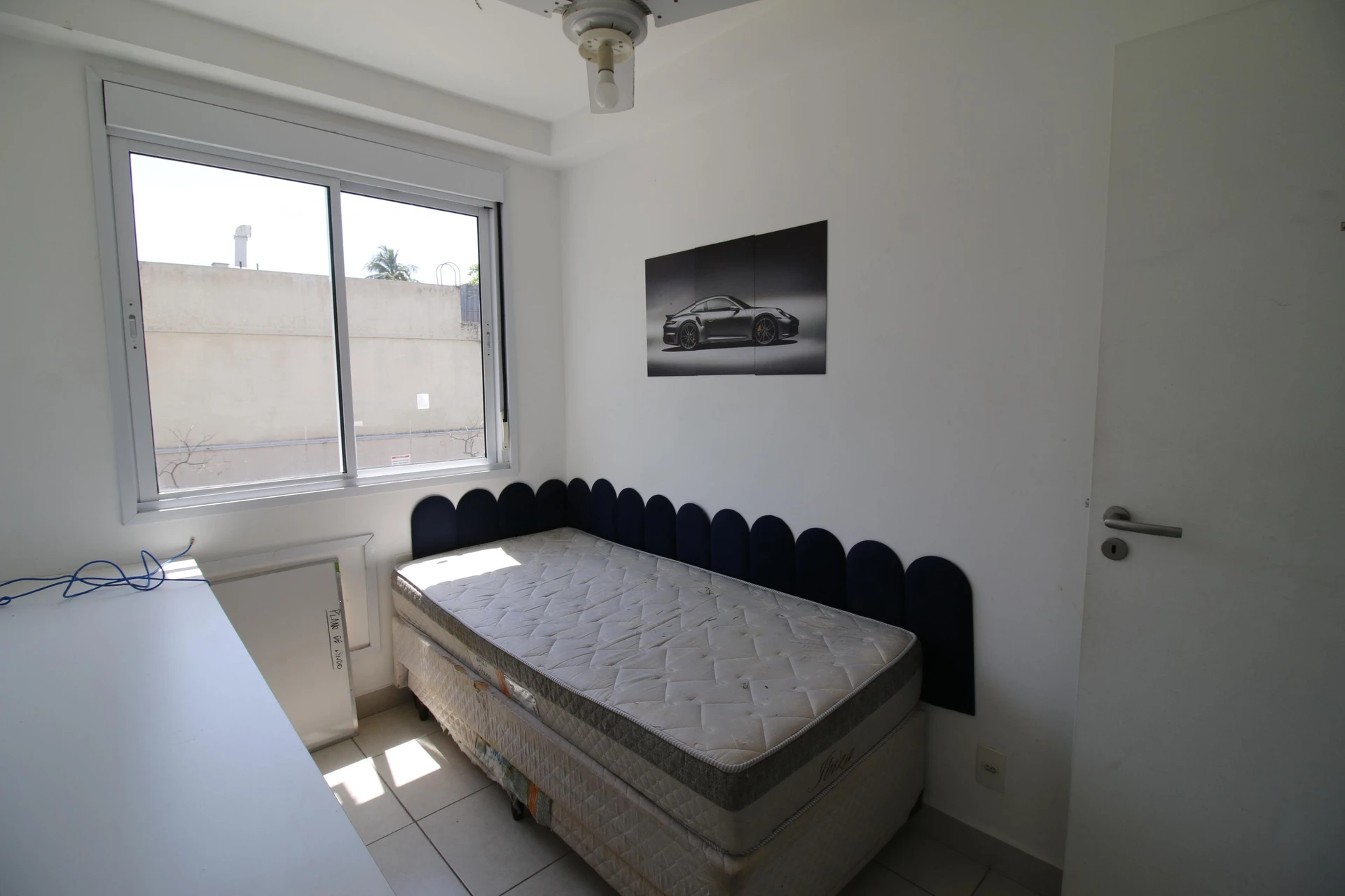 3-bedroom apartment in a building with a gym — photo 9