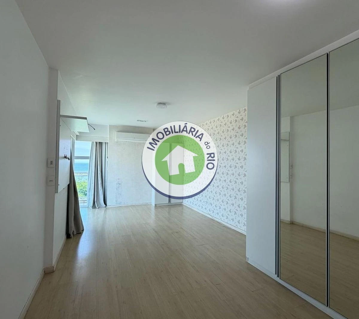 4-bedroom apartment with 5 bathrooms and 3 parking spots — photo 38