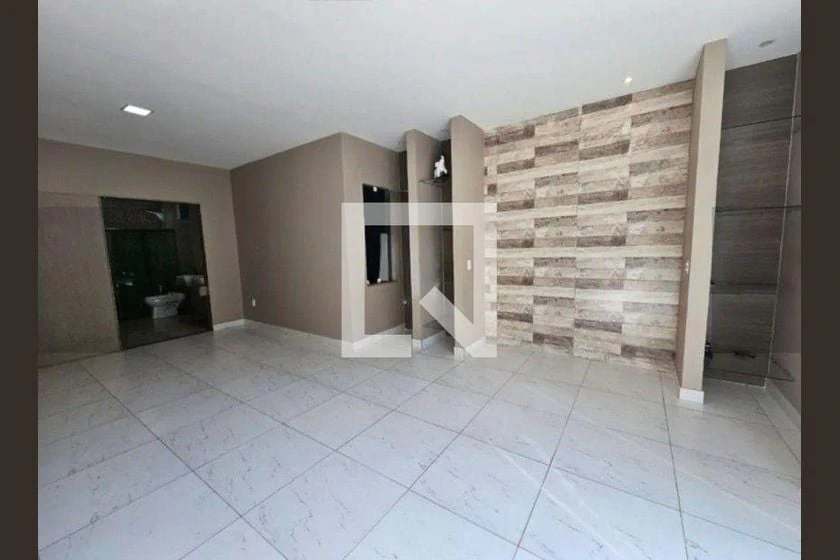 Будинок 750 м² з панорамними вікнами та заскленим балконом — photo 13