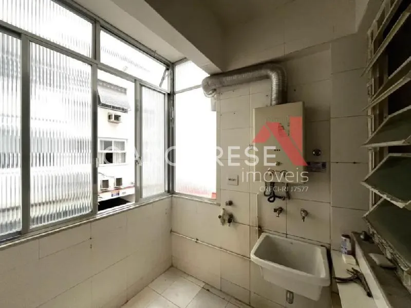 Apartment with 3 bedrooms and a terrace — photo 11