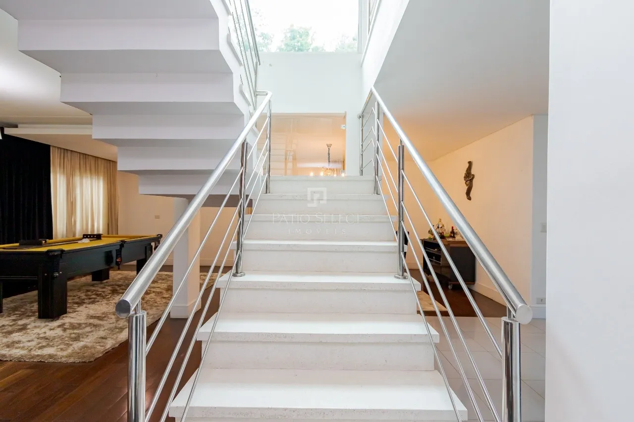 House with 5 bedrooms, 2 en-suites and private garden — photo 22