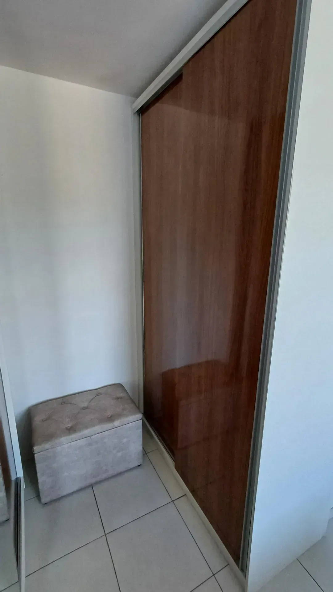 Furnished 3-bedroom apartment with a closed gas kitchen — photo 19