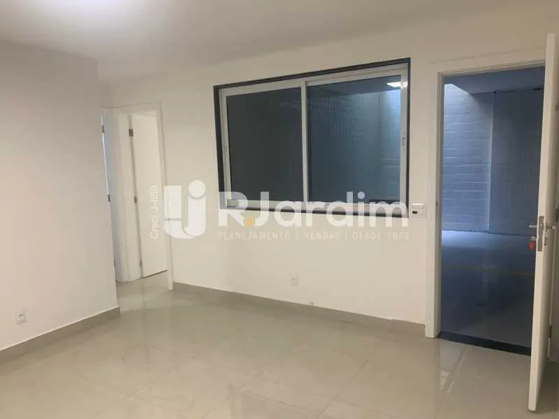 Apartment with 2 bedrooms and 2 bathrooms, no parking — photo 11