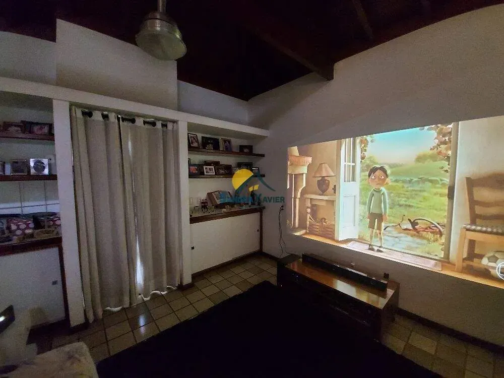 House with 4 bedrooms and 5 bathrooms for rent — photo 15
