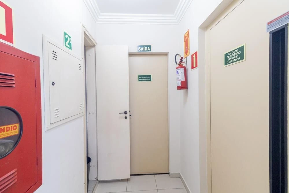 3-bedroom apartment with a washing machine — photo 59