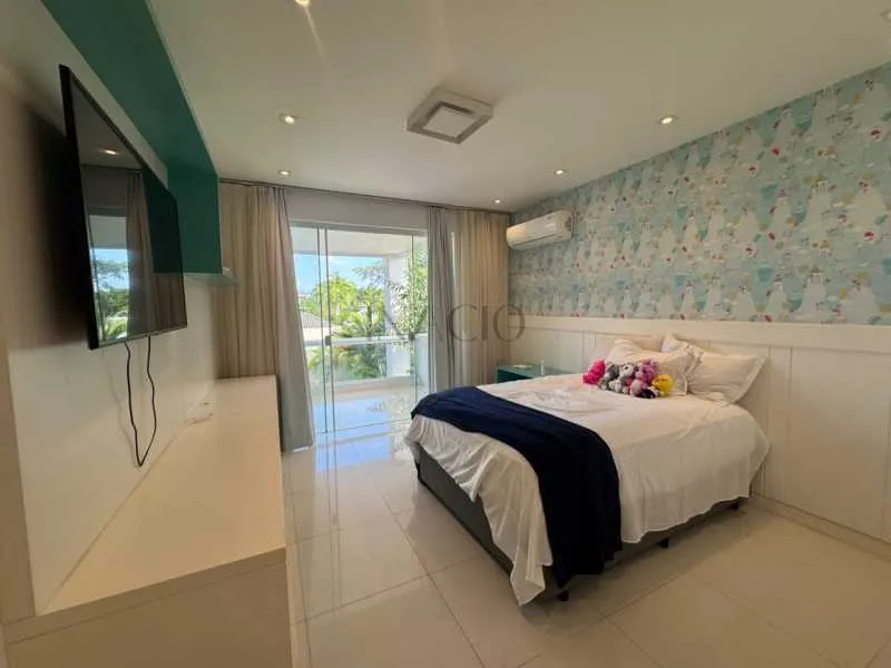 Furnished house with open-plan kitchen and 6 en-suites — photo 10