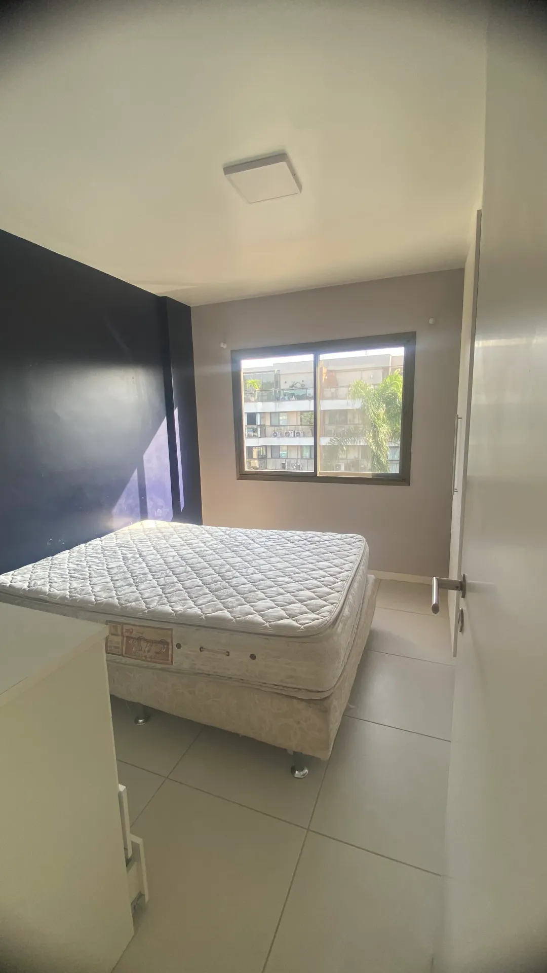 Mountain view in a 4-bedroom apartment, 142 m² — photo 19