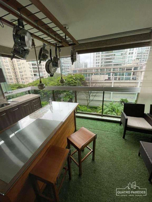 Apartamento com 4 quartos e 144 m², janelas com vista — photo 20