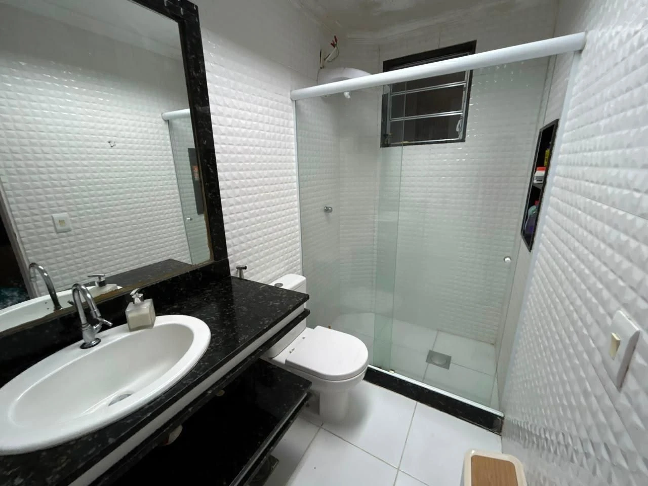 Apartamento amueblado con 2 dormitorios y 1 baño — photo 2