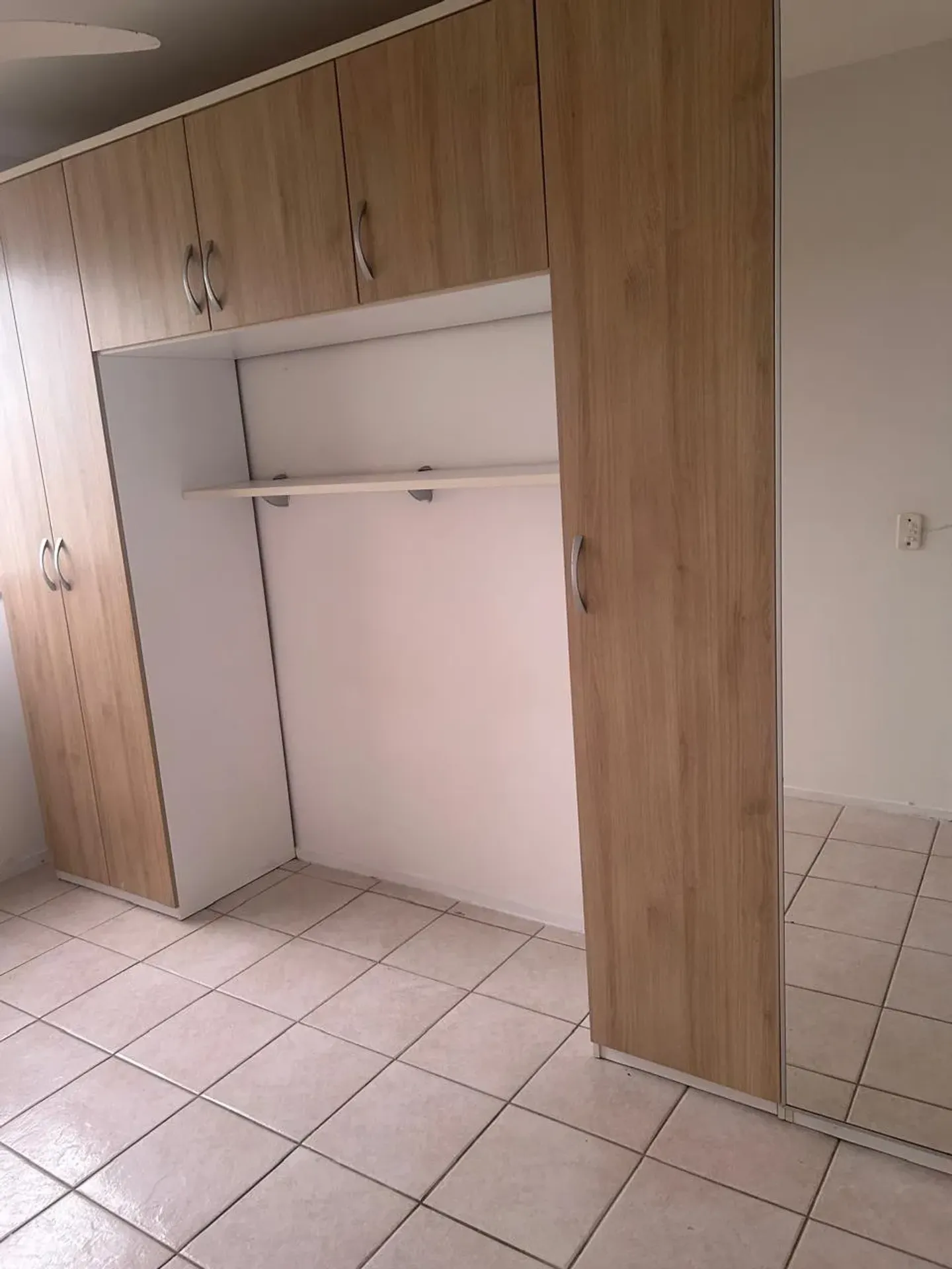 One-bedroom apartment in a building with a pool — photo 2