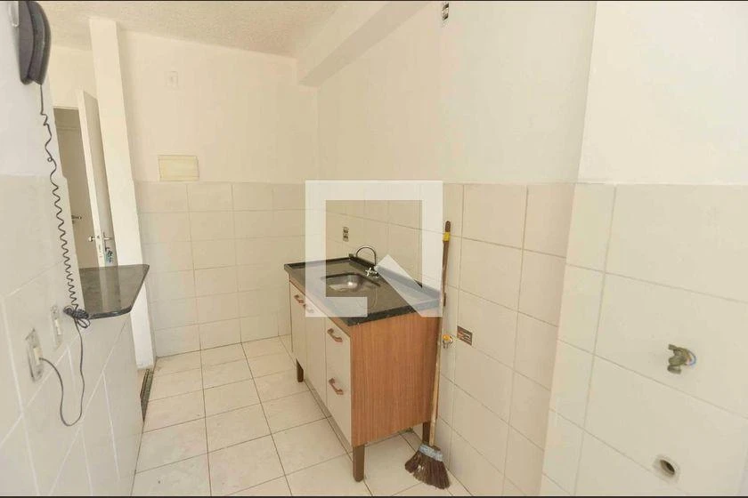 Apartamento de 2 quartos em condomínio com piscina — photo 14