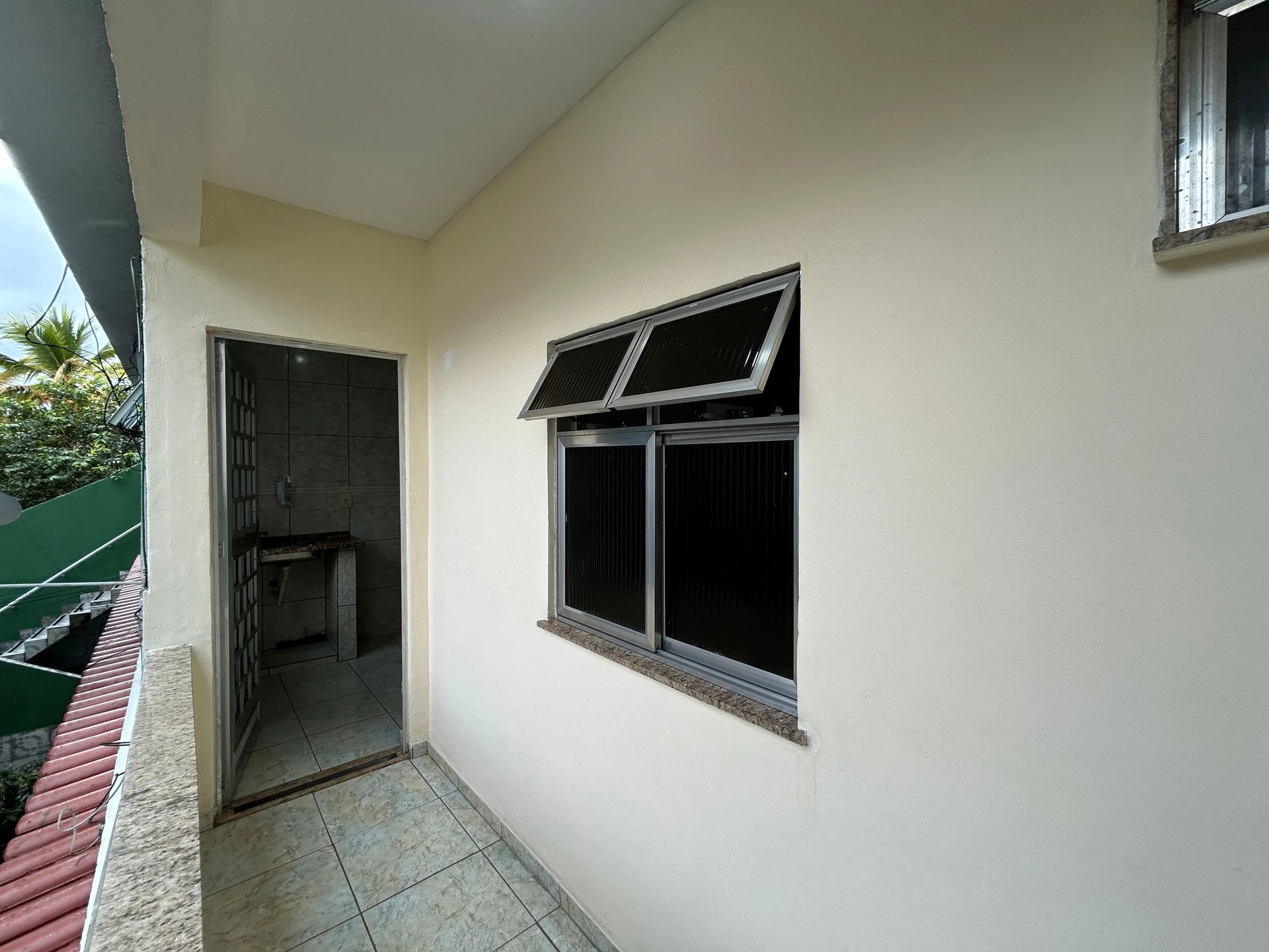 House, 40 m², with a grill on the balcony — photo 11