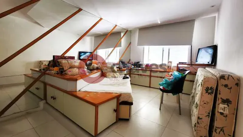 Furnished 298 m² apartment with 4 bedrooms and 4 parking — photo 6