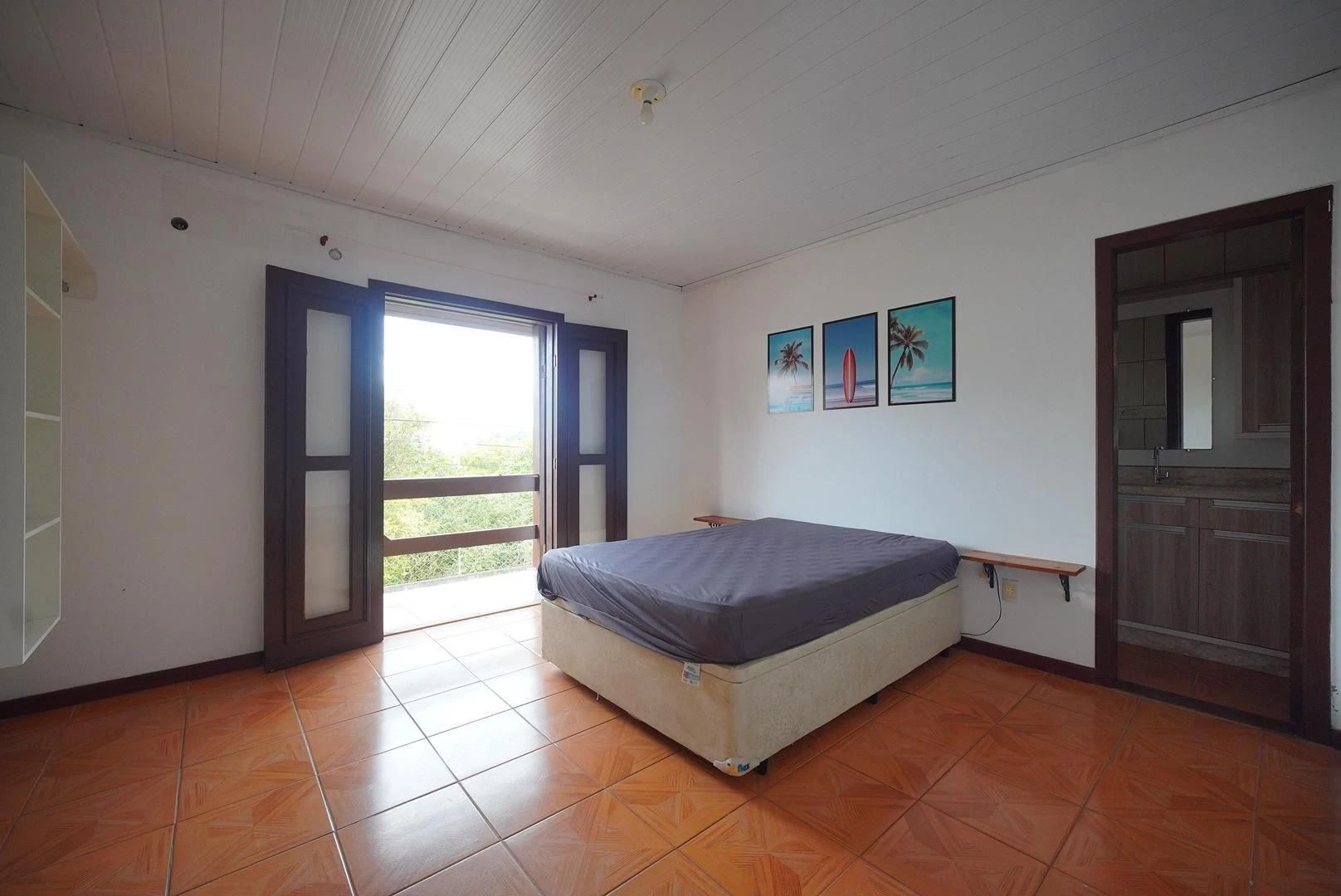 3-bedroom house with a washing machine — photo 6