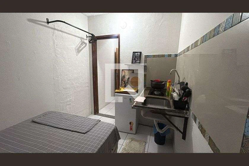 Estúdio de 30 m² com cozinha compacta e máquina de lavar — photo 2