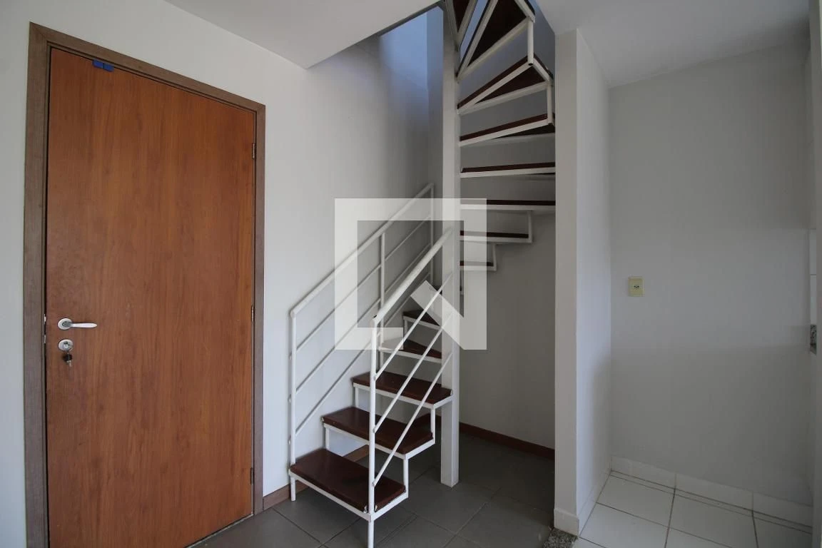 Home office in a 3-bedroom apartment, 115 m² — photo 40