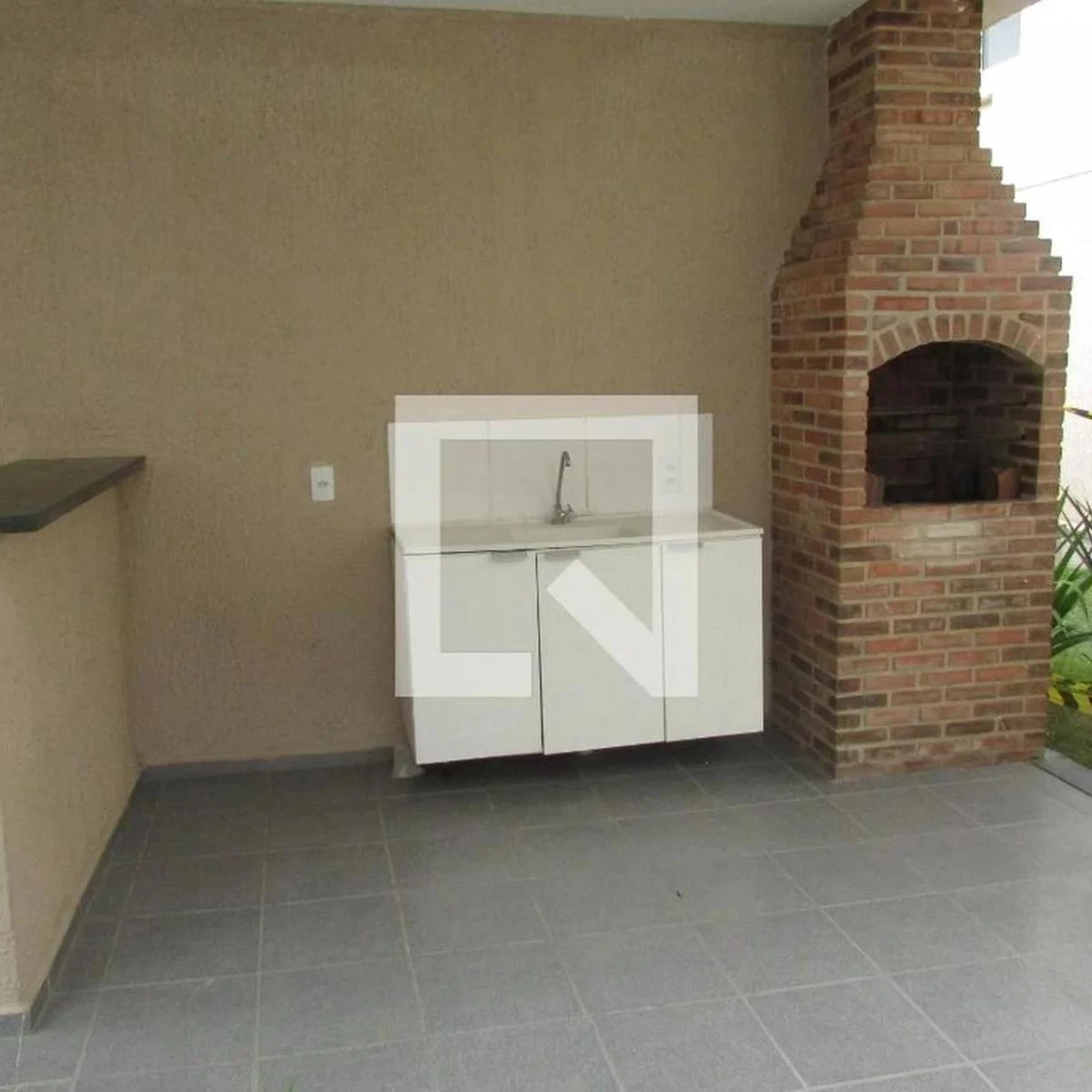 Unfurnished 40 m² apartment with 2 bedrooms — photo 8