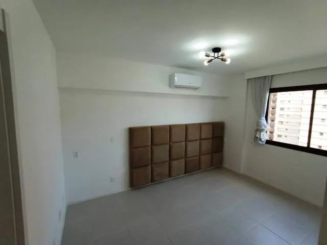 Apartamento com 4 dormitórios e cozinha americana a gás — photo 20