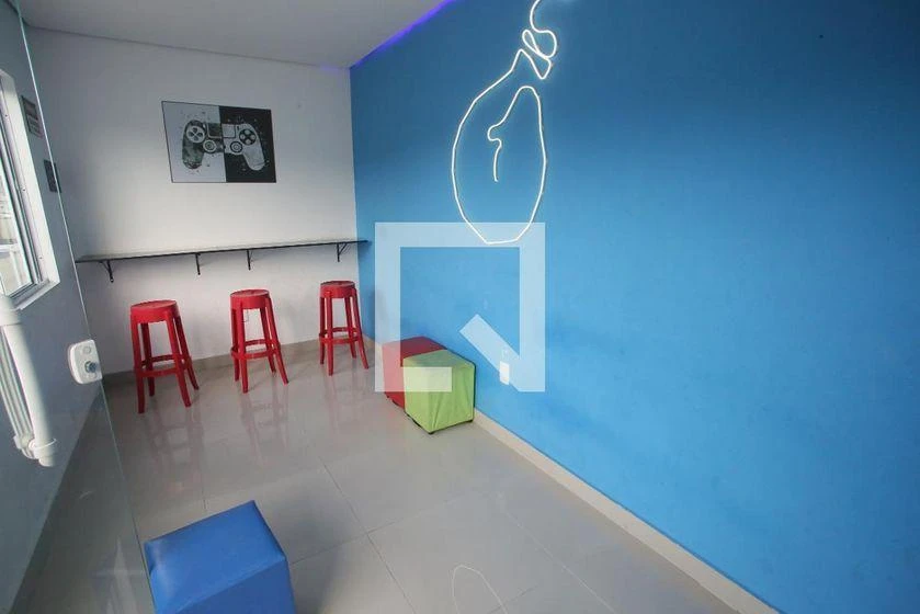 2-bedroom apartment in a building with a gym — photo 23
