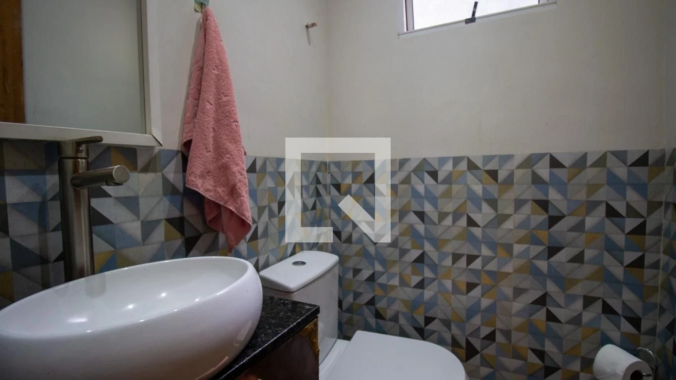 Furnished house with 5 bedrooms and 6 parking spaces — photo 74