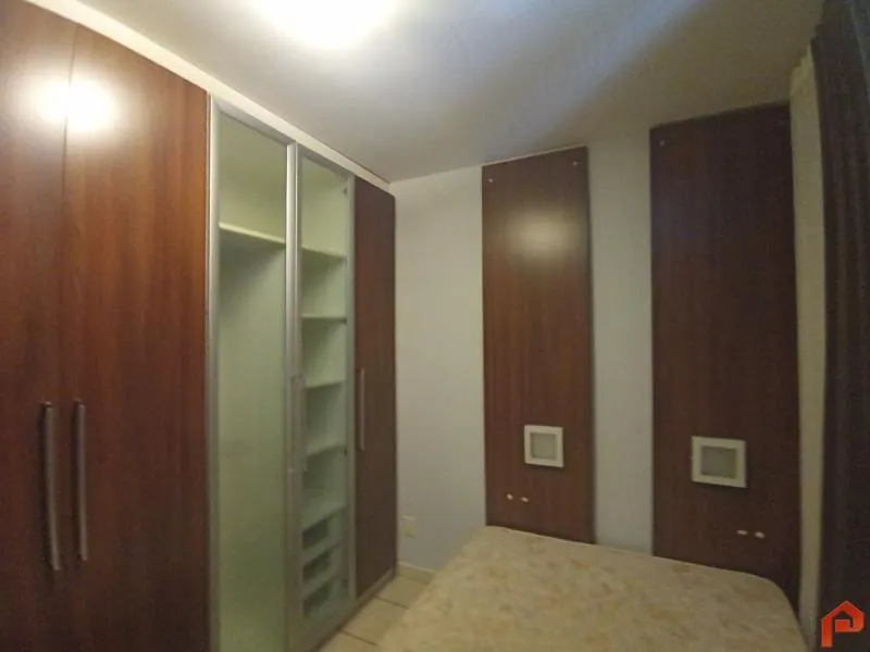 60 m² apartment with 2 bedrooms and enclosed balcony — photo 18
