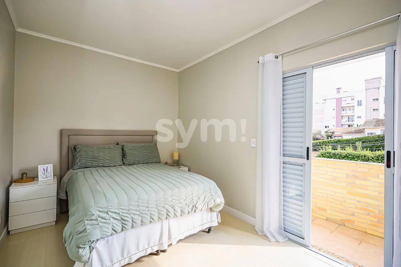 4-bedroom 180 m² house with 4 parking spaces — photo 11