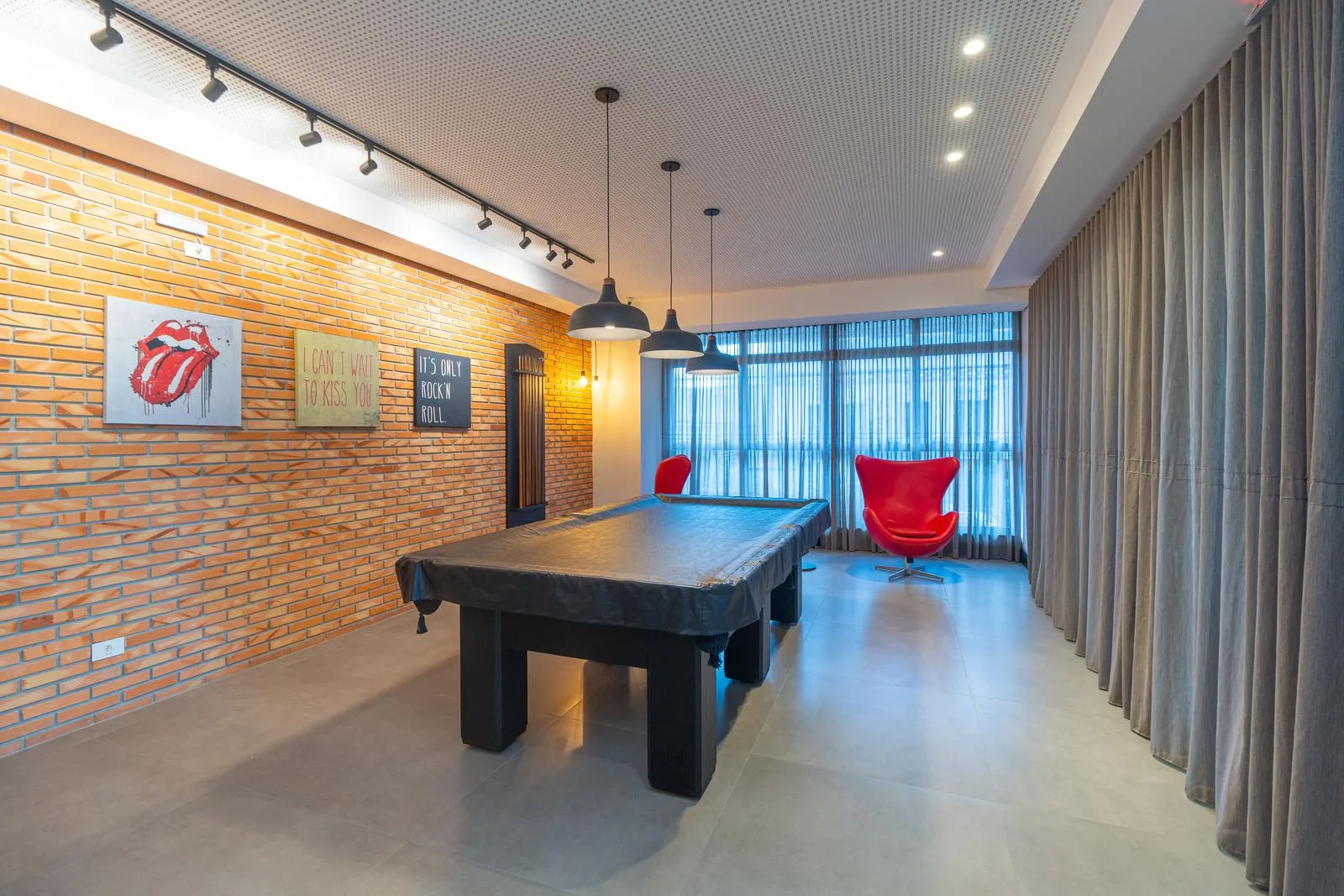 1-bedroom apartment with open-plan kitchen and 80 m² — photo 21