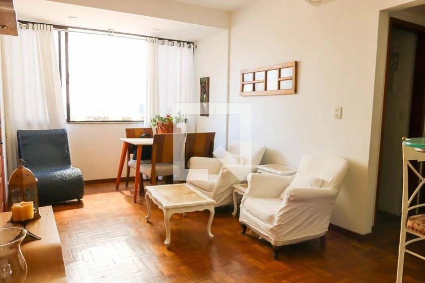 Furnished 2-bedroom apartment with 76 m² and open kitchen