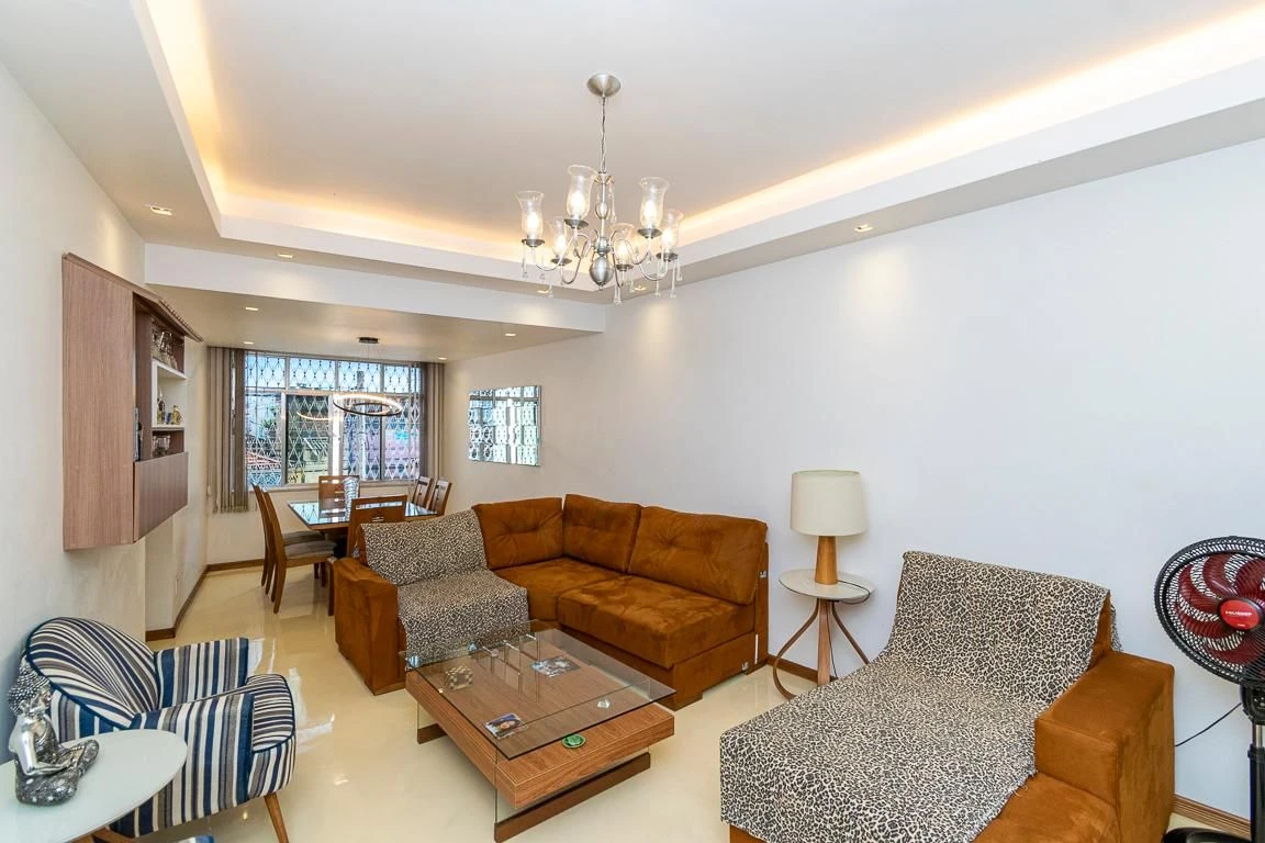 Furnished 2-bedroom apartment with 1 parking spot