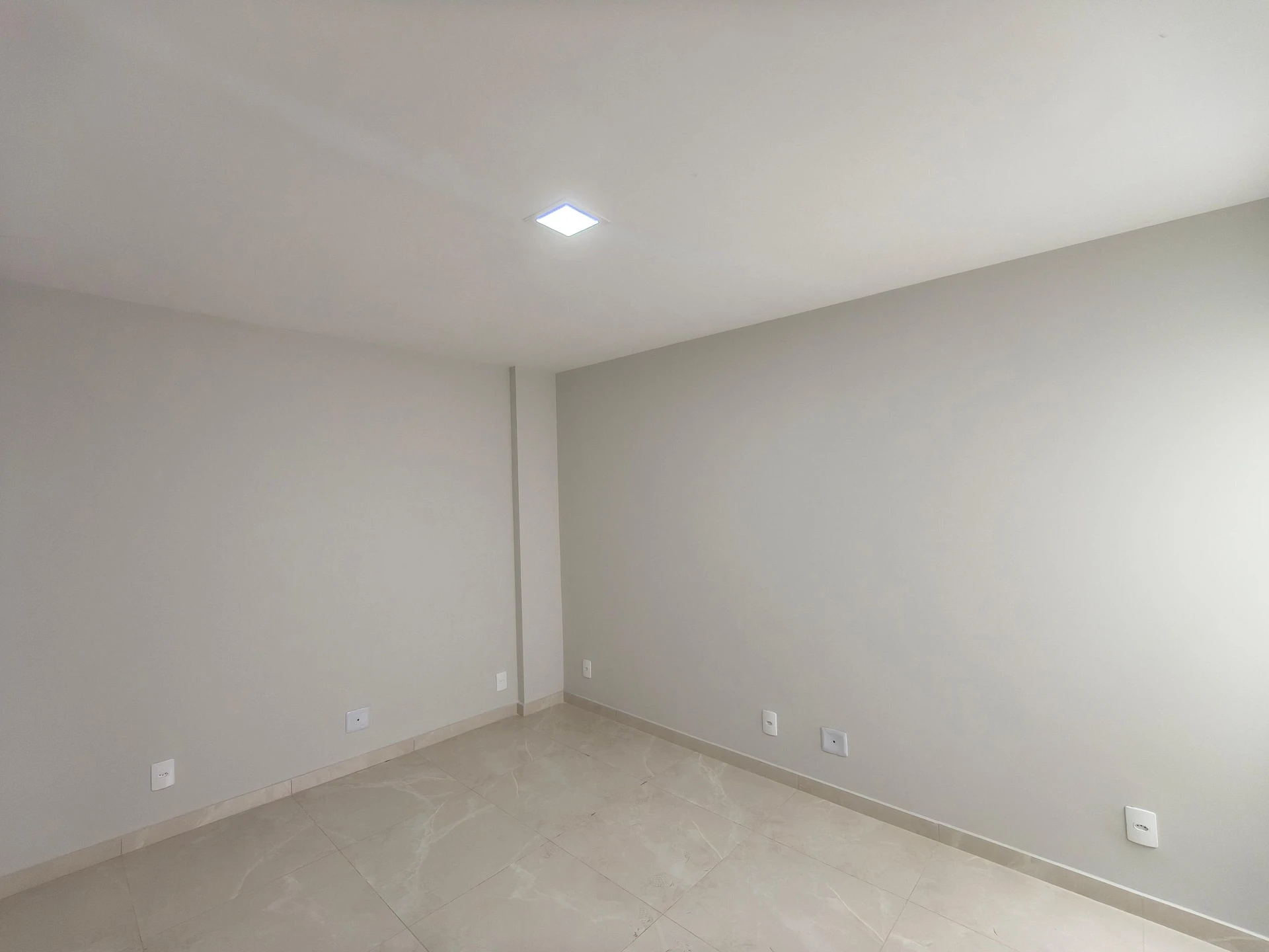 House, 110 m², with floor-to-ceiling windows — photo 18