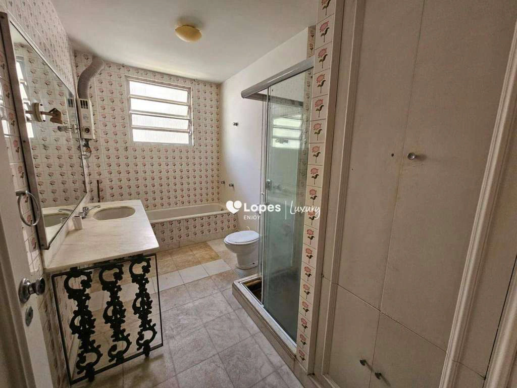 156 m² unfurnished apartment with 3 bedrooms and parking — photo 21