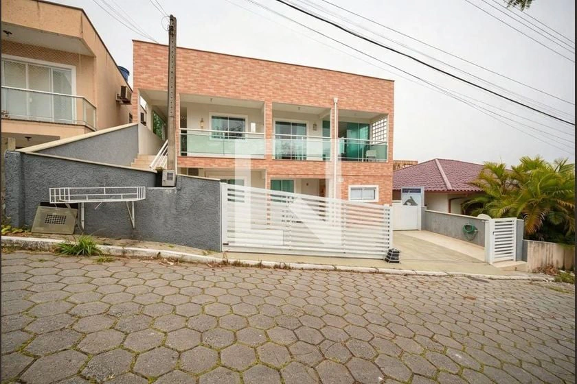 One-bedroom, 33 m² apartment in Florianópolis — photo 18