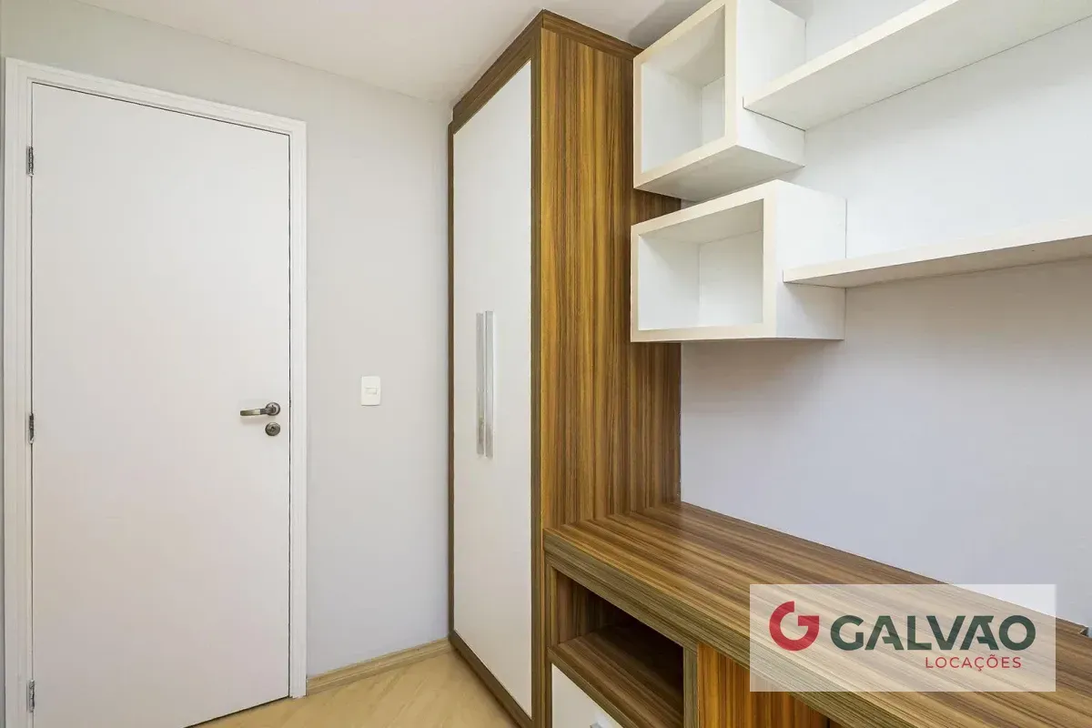 Home office in a 3-bedroom apartment, 58 m² — photo 16