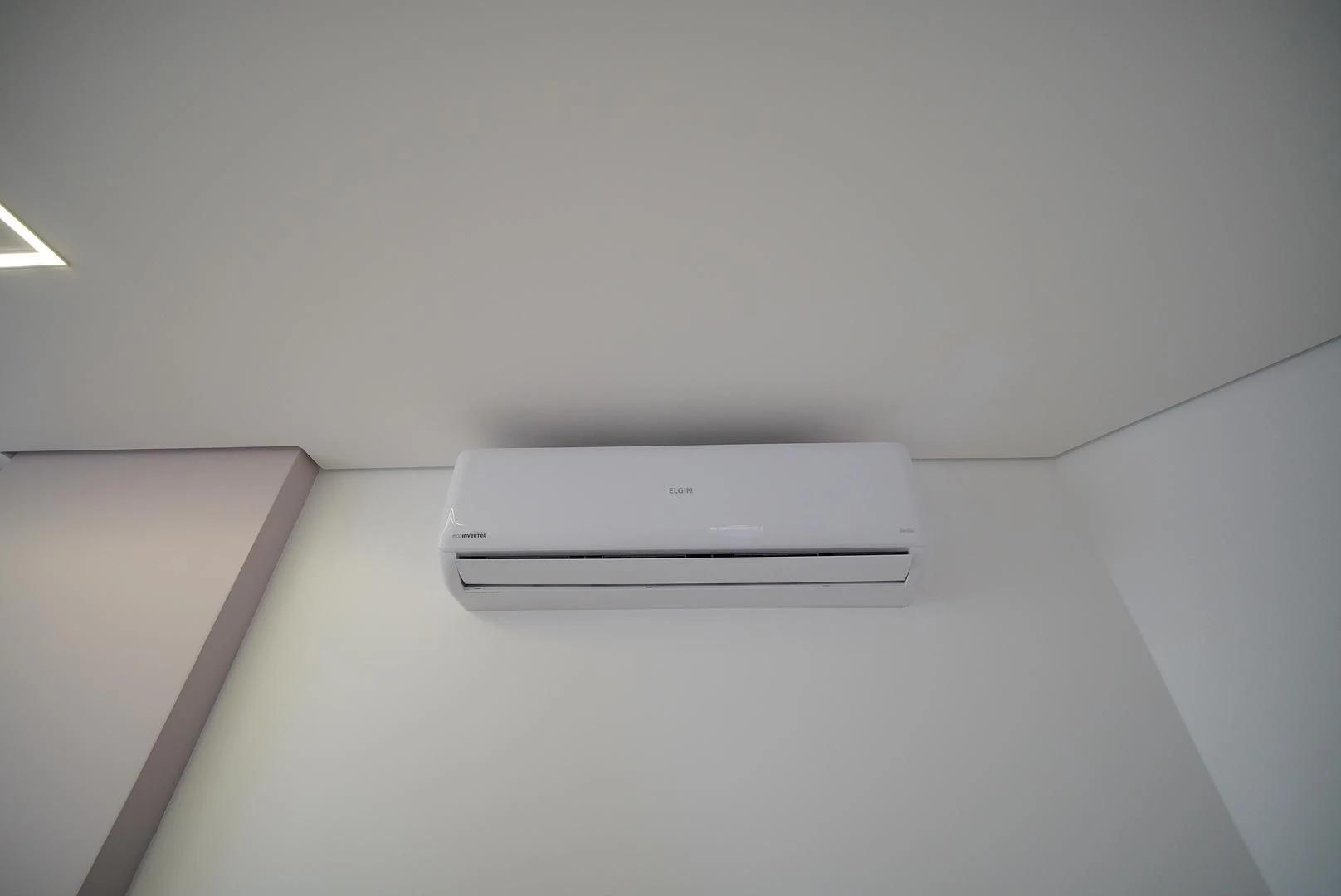 2-bedroom apartment with a washing machine in Florianópolis — photo 16