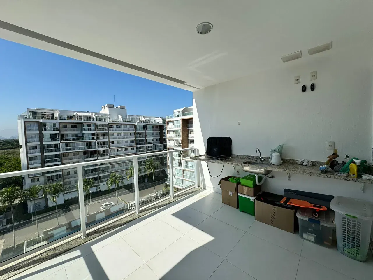 Furnished 2-bedroom apartment with a separate kitchen — photo 18